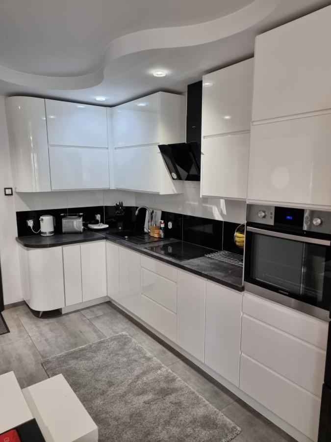 La Perla Apartment Криница Морска Екстериор снимка