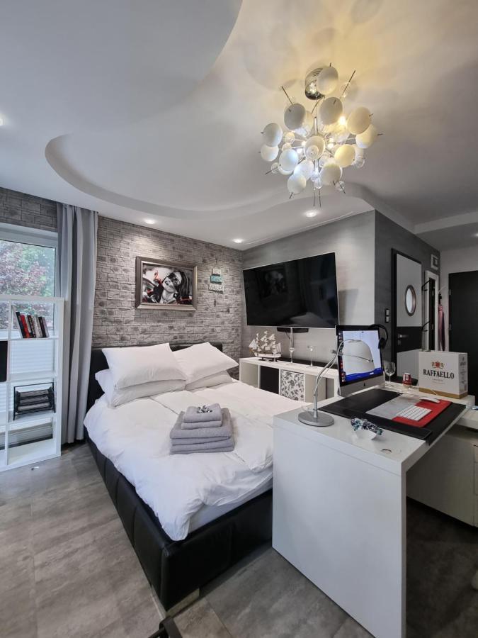La Perla Apartment Криница Морска Екстериор снимка