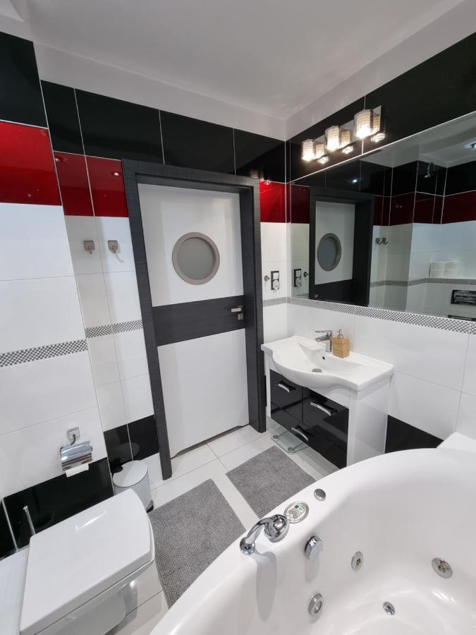 La Perla Apartment Криница Морска Екстериор снимка