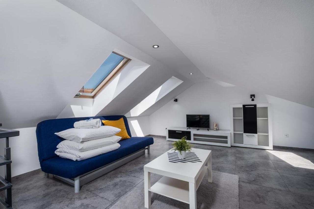 La Perla Apartment Криница Морска Екстериор снимка