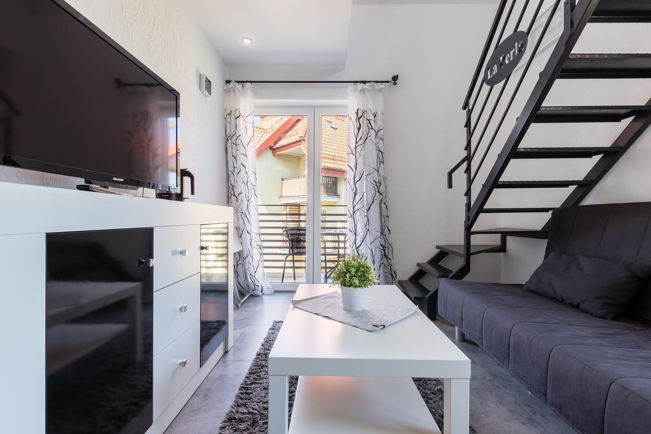 La Perla Apartment Криница Морска Екстериор снимка